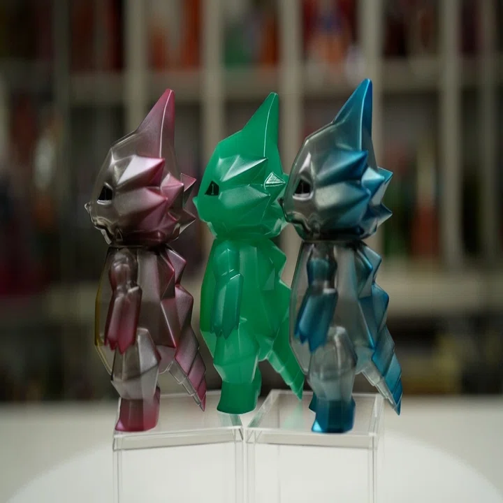 ネコラットさんからデジタル怪獣【ドラポリゴン！】大人気ソフビで 