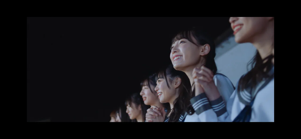 ノイミーの楽曲は全部最高で 私本当にノイミーが好きみたい 高校生活とかあんまり好きじゃなかったけど ノイミーの楽曲を聴くたび 高校生に戻りたい と思う 架空の楽しい学校生活を思い起こしてくれる あり Koito Note