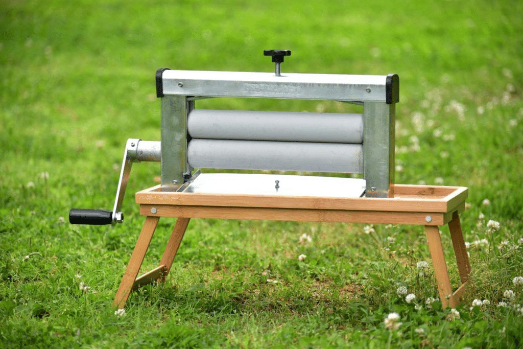 50個限定！】アウトドアシーンや災害時に活躍するローラー式手動脱水機