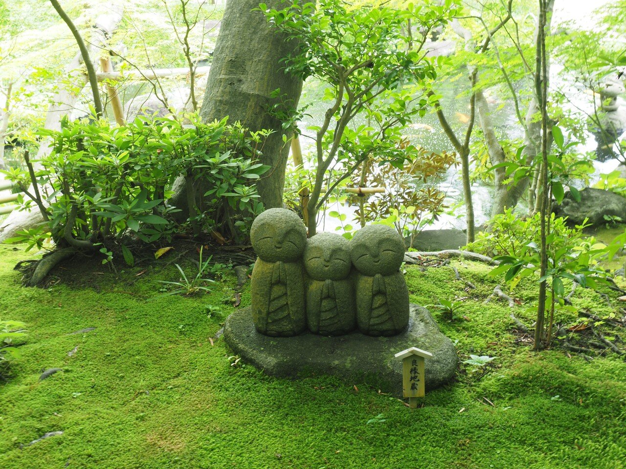 江ノ電沿いを江ノ島駅 鎌倉まで 長谷寺のお地蔵さん カナタのタナカ Note