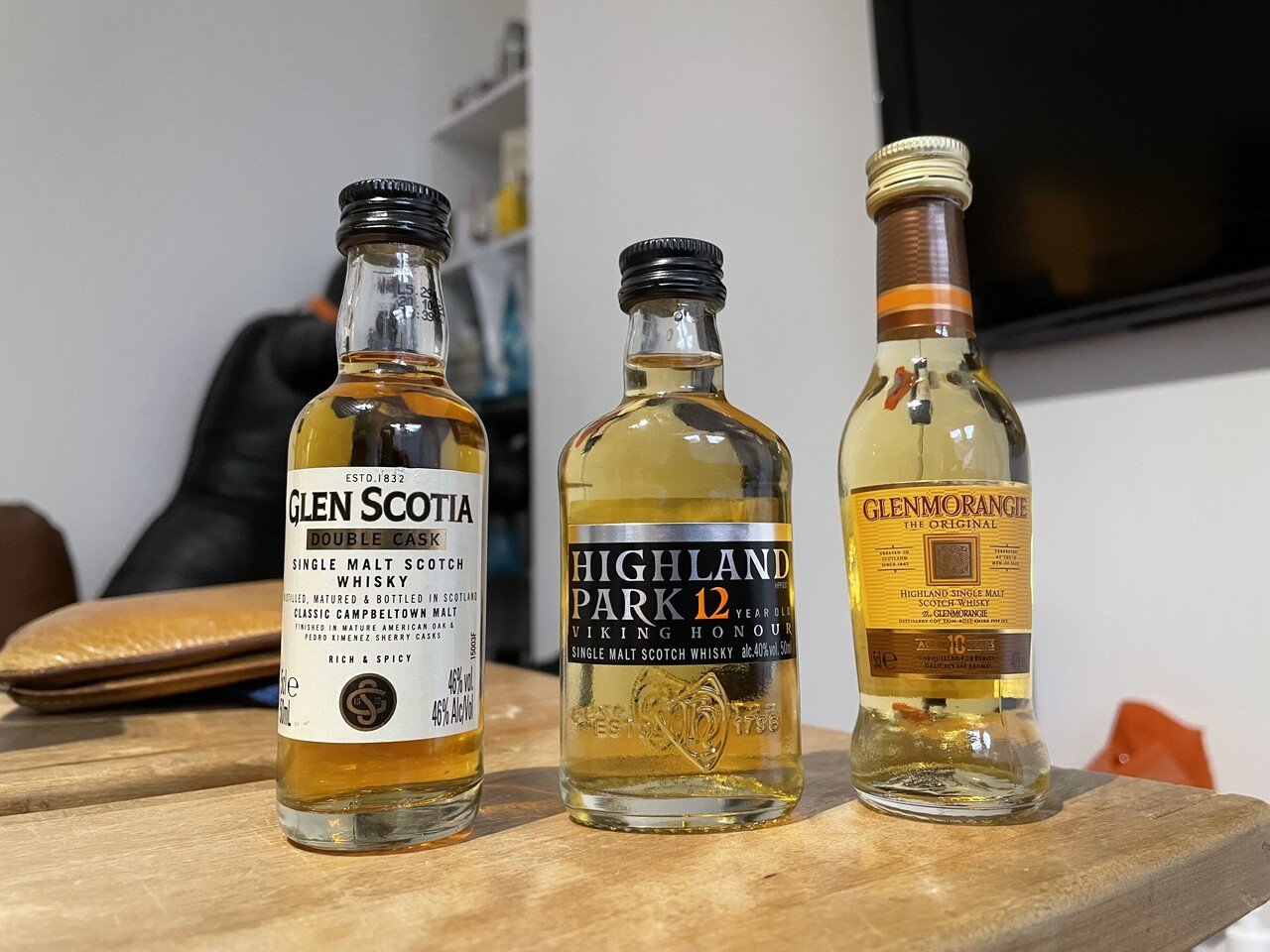 英国ウイスキーミニボトル事情|ヒデイシ/ Don't tell Mama