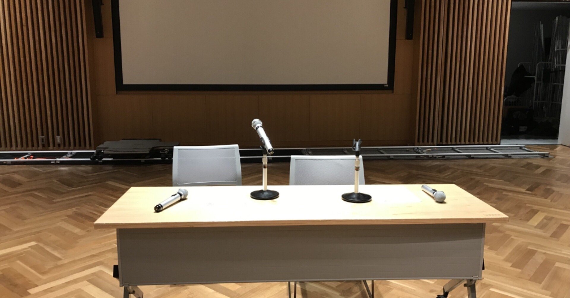 演説 街宣車を煩いと言ってる人達へ や やん Note