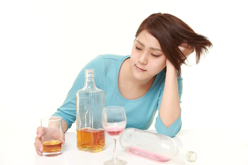 アルコール依存の日本人女性