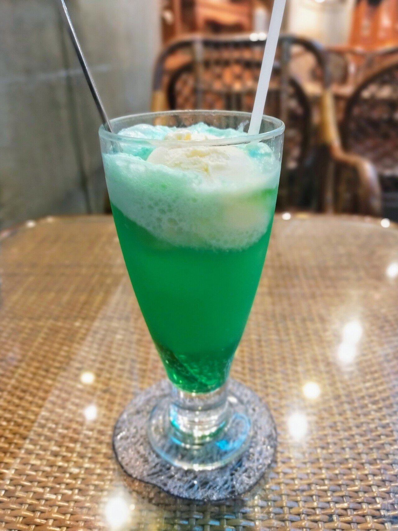 クリームソーダにチェリーは要らない｜律子