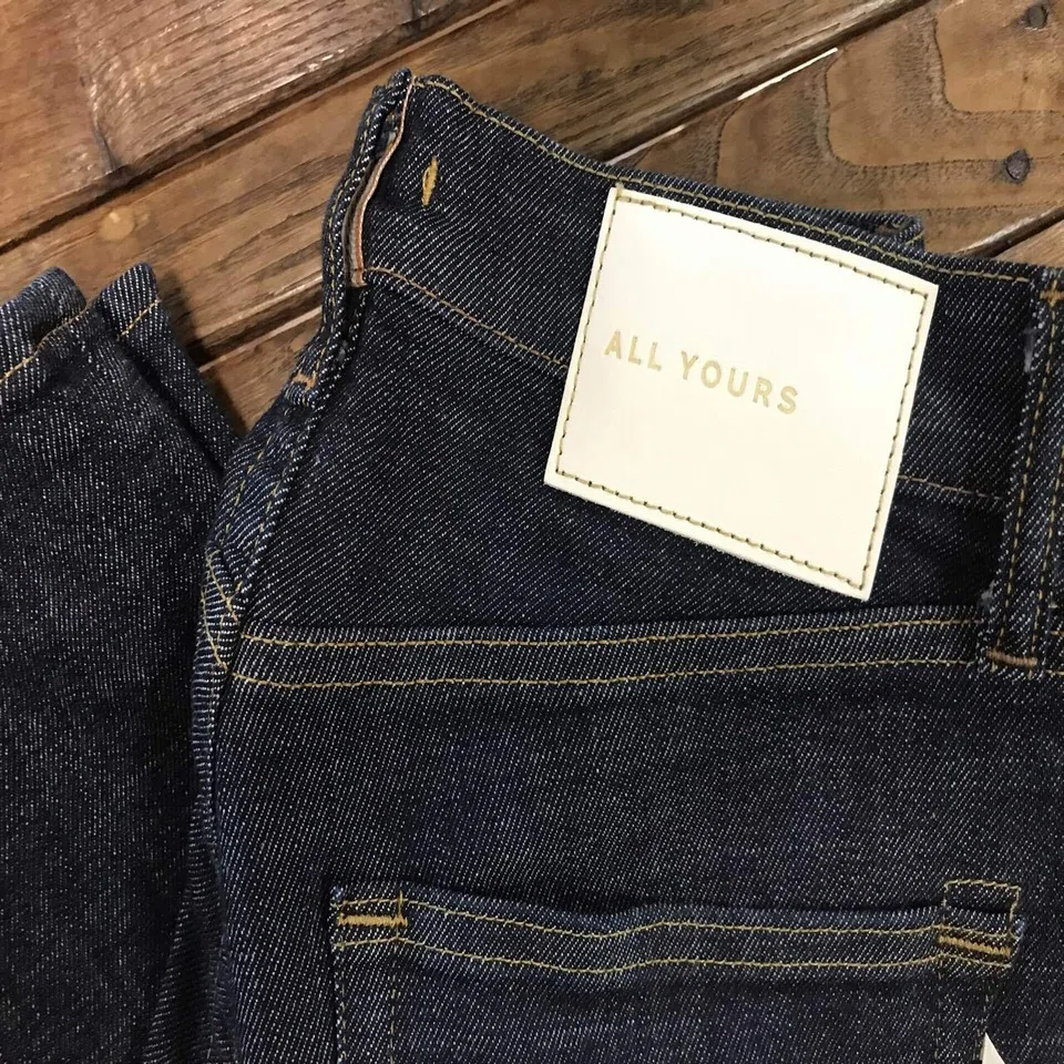 雲の上の存在だったオールユアーズが、毎日着てしまう洋服のひとつに 