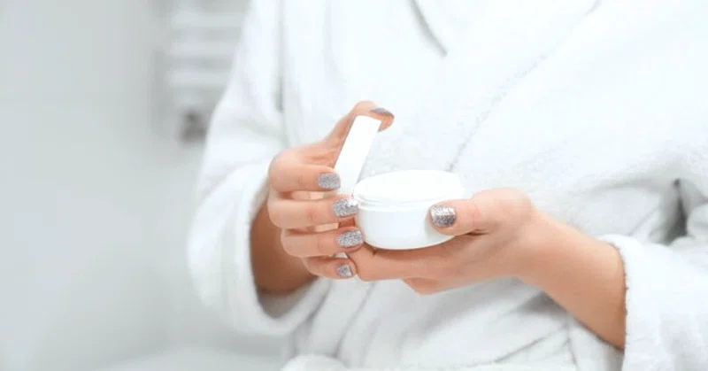 手軽に顔のたるみ改善 予防 オススメ美顔器tilet ティレット マツタニアスカ Note