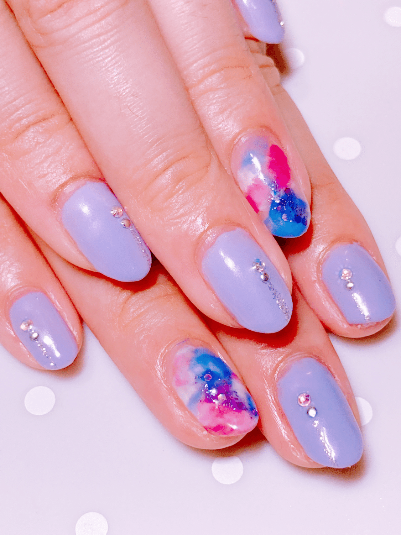 ネイル新しくしました 指先が華やかなだとテンションも上がりますね 齋藤成美 Note