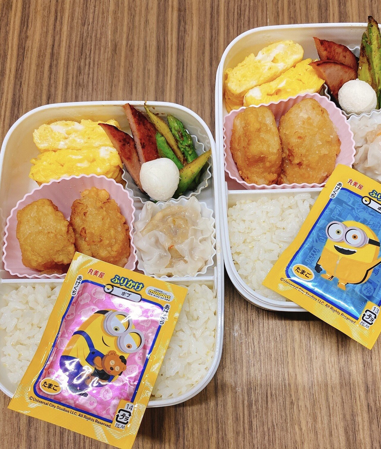 今日のお弁当 おはようございます 今日はレモン鶏からあげと焼売 アスパラをこれ以上入れると次女の叫びが始まるので モッツァレラチーズをプラス 昨日からふりかけがミニオンズにチェンジ 以前 家族女子 Mii Note