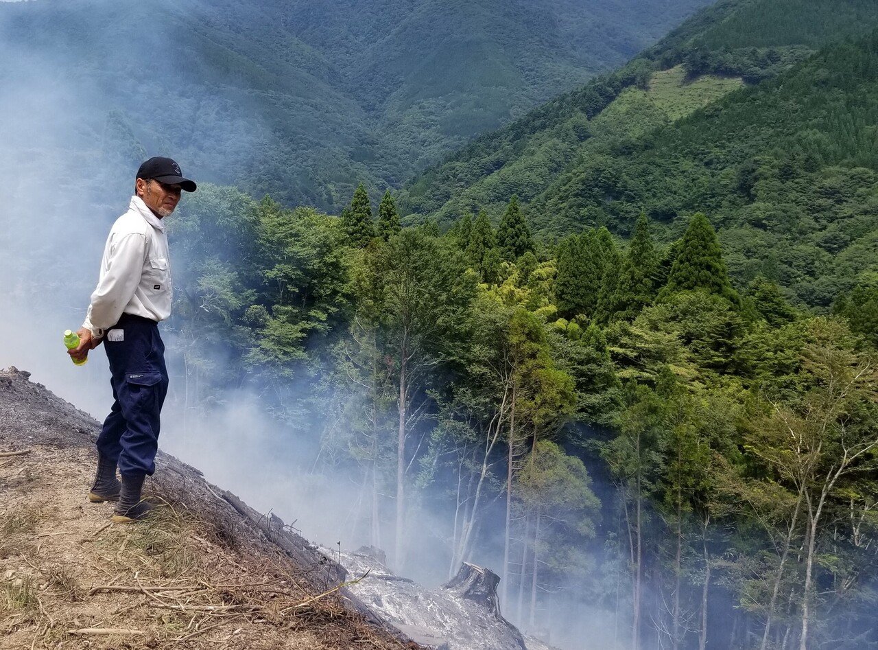 田舎がつまらん は自分次第 日本唯一の焼畑継承者が描く未来の基準は 楽しく おもしろく ミミスマス Note 田舎がつまらん は自分次第 日本唯一の焼畑継承者が描く未来の基準は 楽しく おもしろく ミミスマス Note