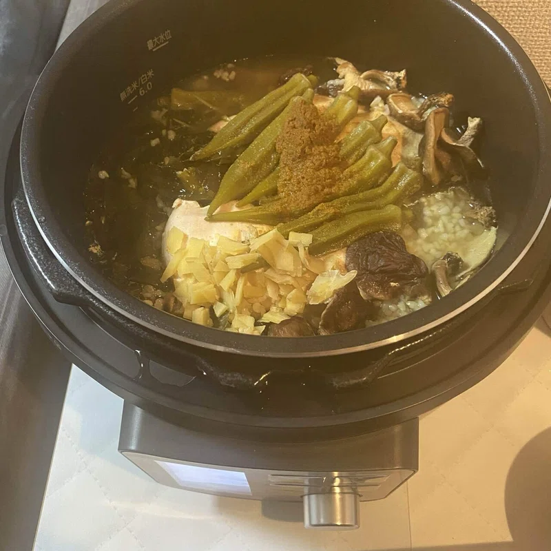 電気圧力鍋で沼を作ってみた きゅ きゅ Note