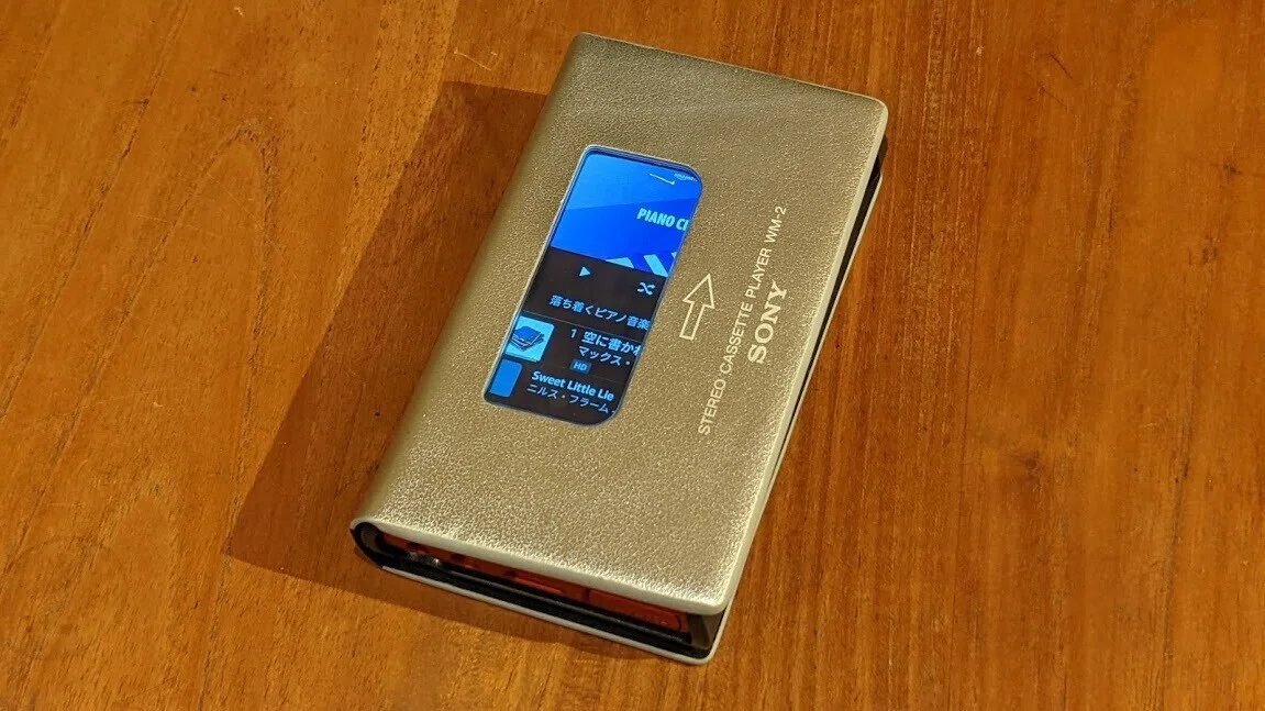 VOLVOの音世界5 「レトロWalkmanケース」の誘惑｜久米 信行