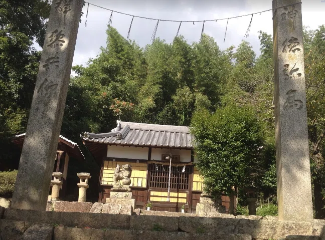 王子神社拝殿