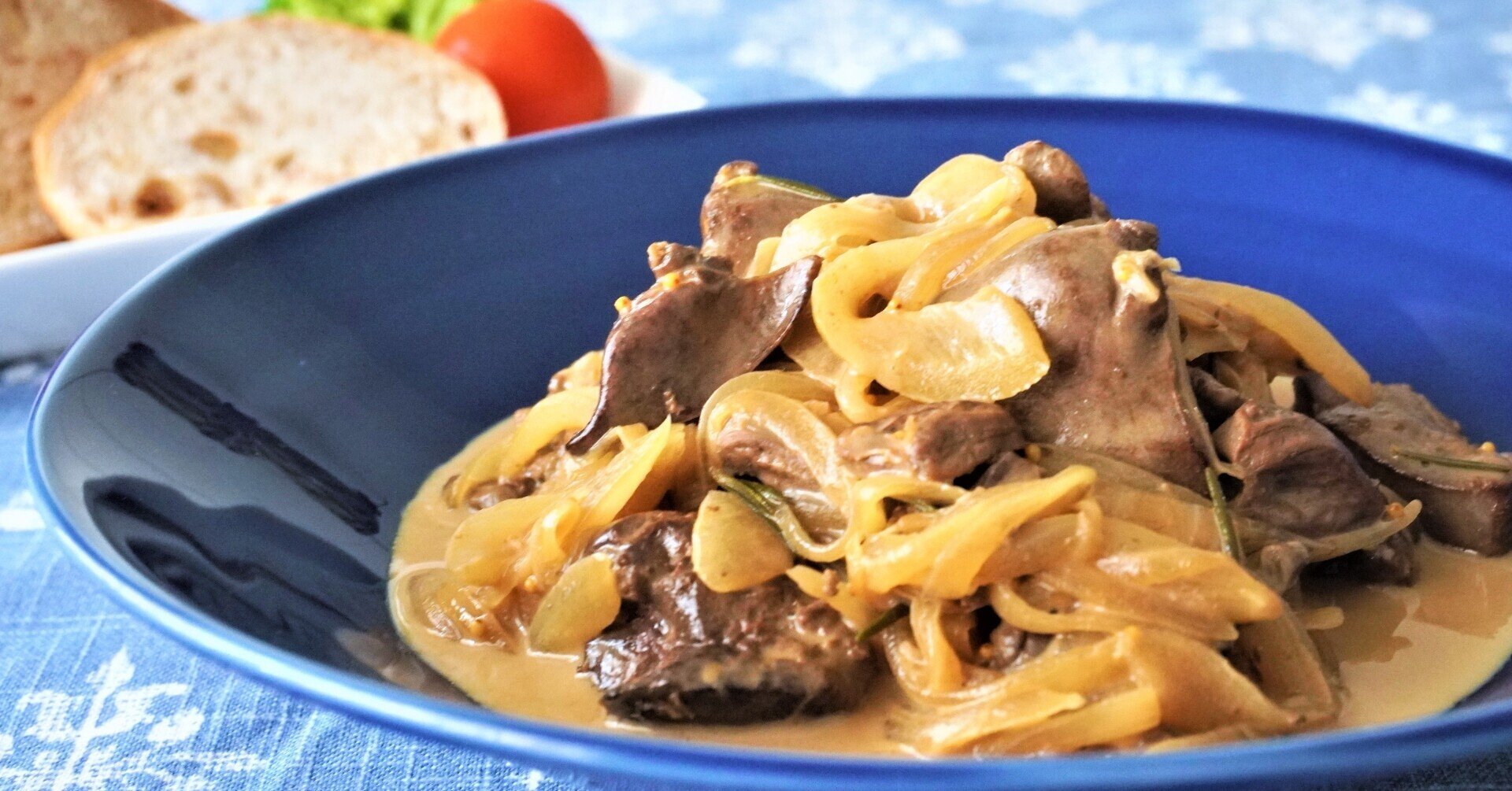 レシピ 鶏レバーのクリーム煮 マスタード風味 鶏肉 豚肉でも作れます 食の工房オフィスアルベロ イタリア料理教室 In 神戸 Note