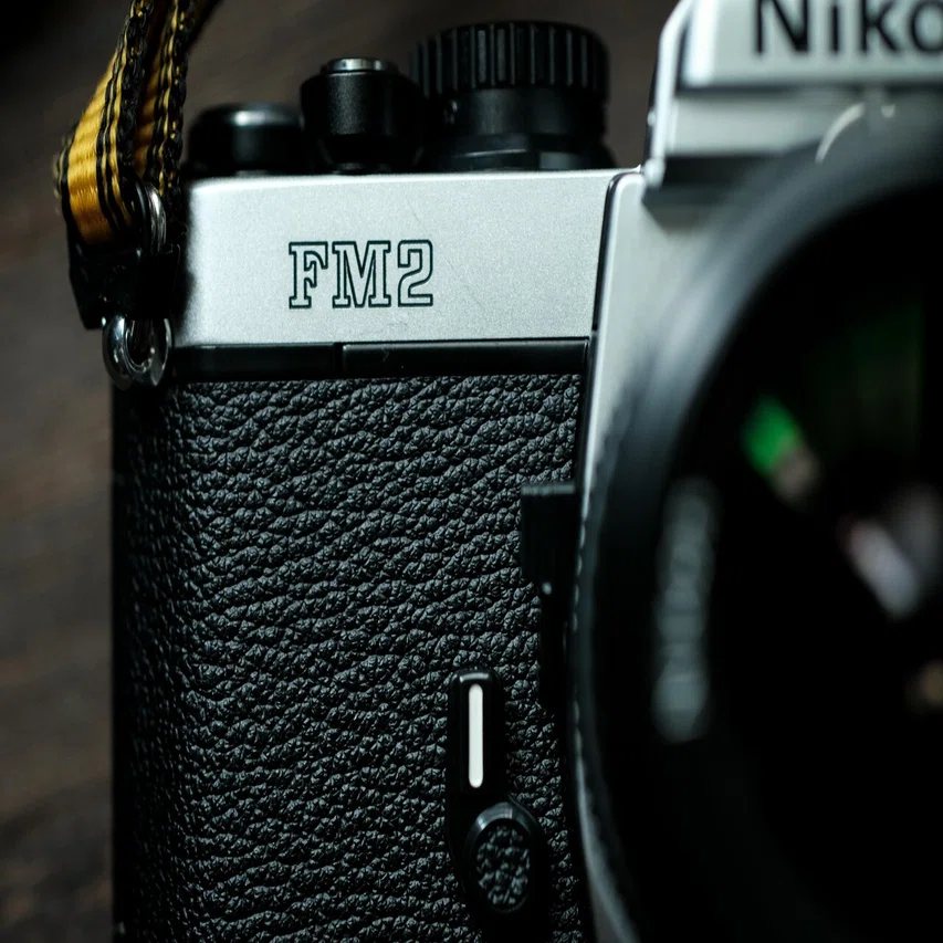 Nikon FM2】ひとつのカメラの完成形｜HirotoSasaki(しぐれそう)