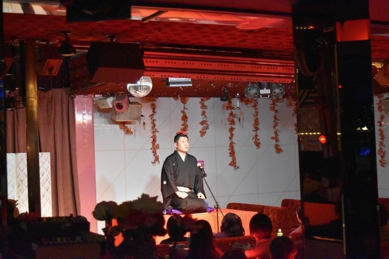 銀座最古のキャバレー 白いばら のラストイベントは 若者から70歳のおばあちゃんまで爆笑の エロ落語会 だった 今井雄紀 Note 銀座最古のキャバレー 白いばら のラストイベントは 若者から70歳のおばあちゃんまで爆笑の エロ落語会 だった 今井雄紀 Note