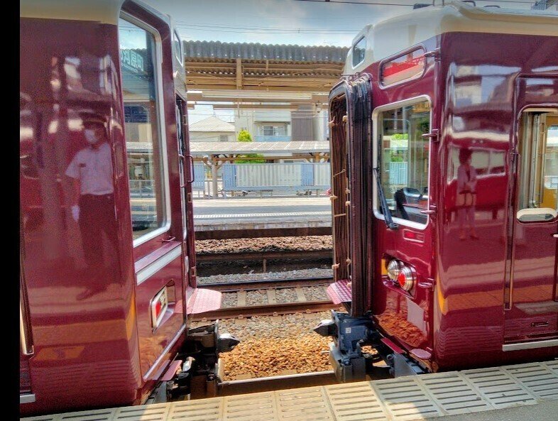 阪急電車 通勤特急 15-04-10_7823.jpg?fit=600,400&