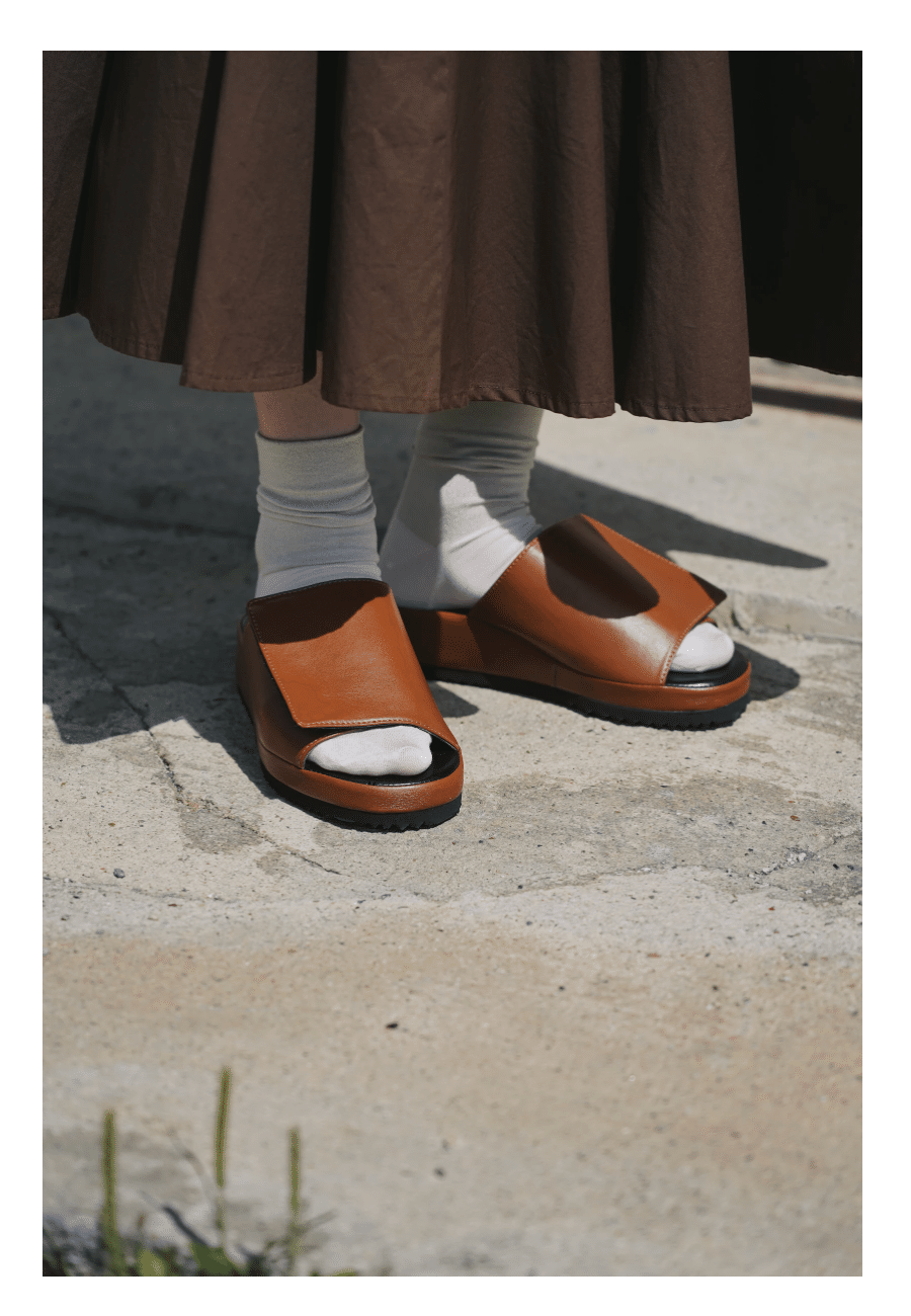 コンビニに 出掛ける つっかけ Hep 小杉湯サンダル市 By川東履物店 小杉湯 昭和8年創業 Note コンビニに 出掛ける つっかけ Hep 小杉湯サンダル市 By川東履物店 小杉湯 昭和8年創業 Note