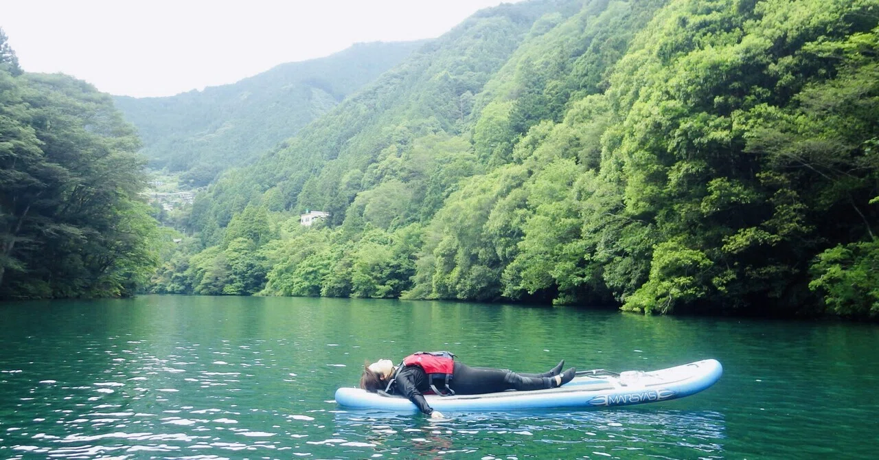 The Joy of Enjoying Lake Shiromaru SUP at a Leisurely Pace (Bochi-Bochi ...