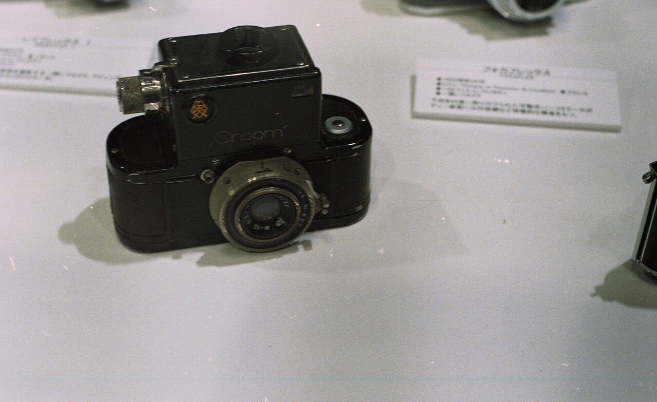 kazのこんなカメラ⑧PRAKTICA IV｜kaz@Pinguist!