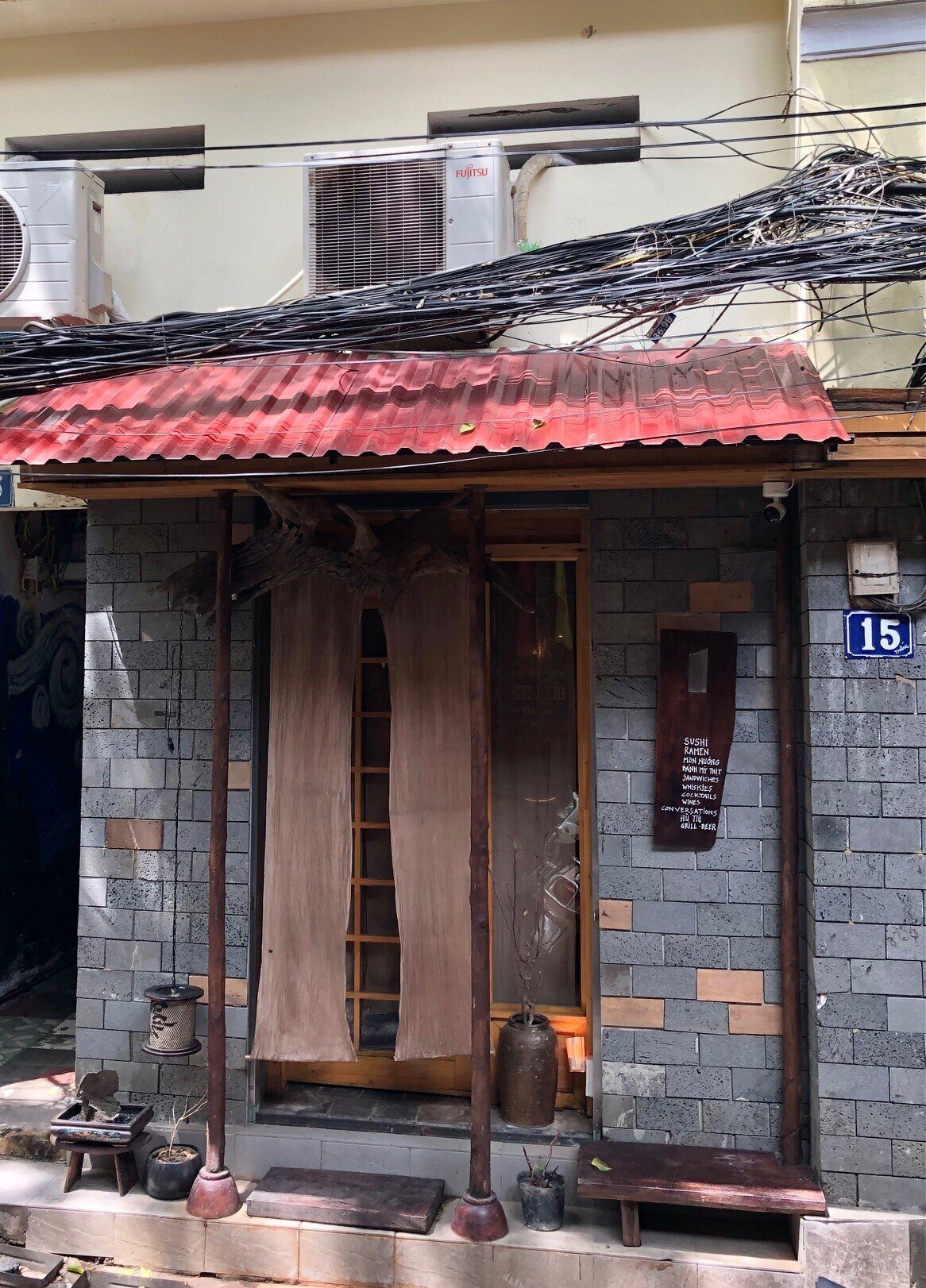 傍のソバ・ハノイ編／Moto-san Uber noodleの新しい店はベトナム数寄屋 