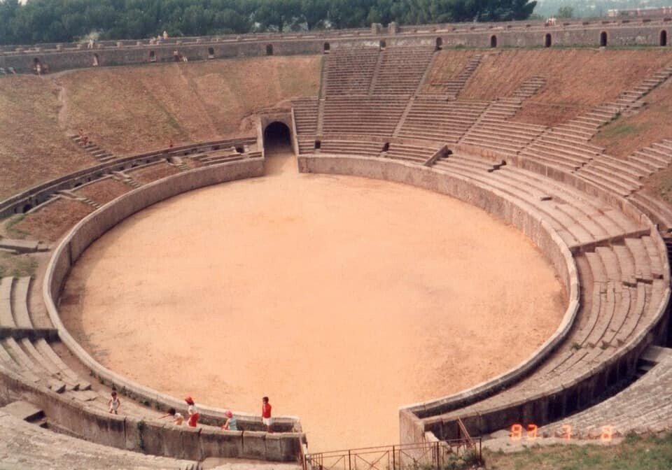 ポンペイ最後の日上・下 Amazon.co.jp: ポンペイ最後の日 (上) (ルリユール叢書