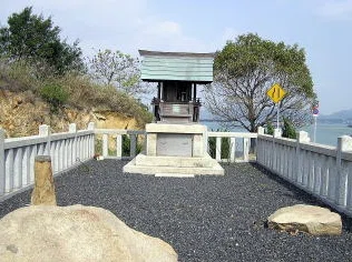 嶽神社拝殿