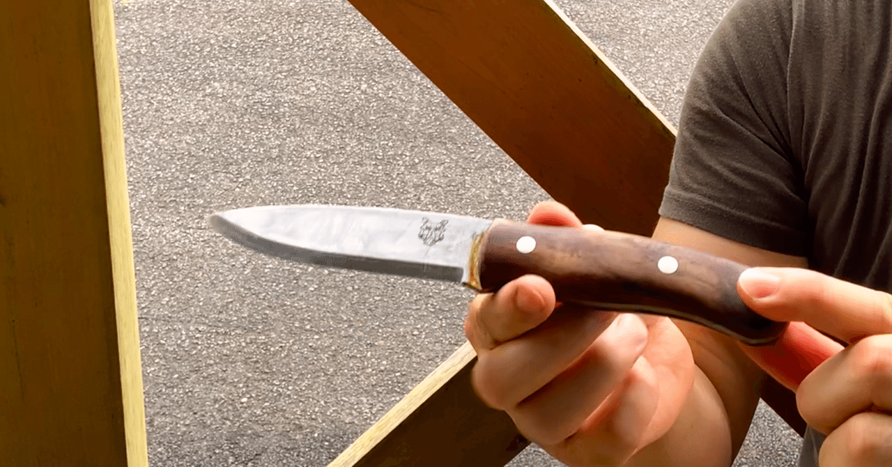 長年悩んだナイフ選び ブッシュクラフトに最適なナイフをついに購入しました その選考理由とは はた キャンプ Note