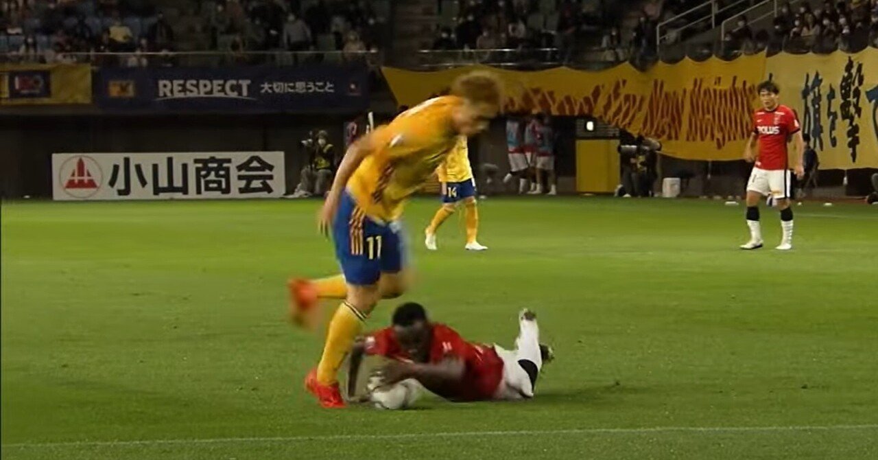 サッカー 21 7 3 仙台vs浦和 なぜvar介入で仙台のファウルに変わったのか Num Note