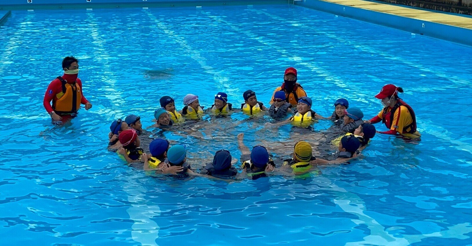 沈没事故のあった小学校で、みんなの思いが重なった「水難防止教室」を