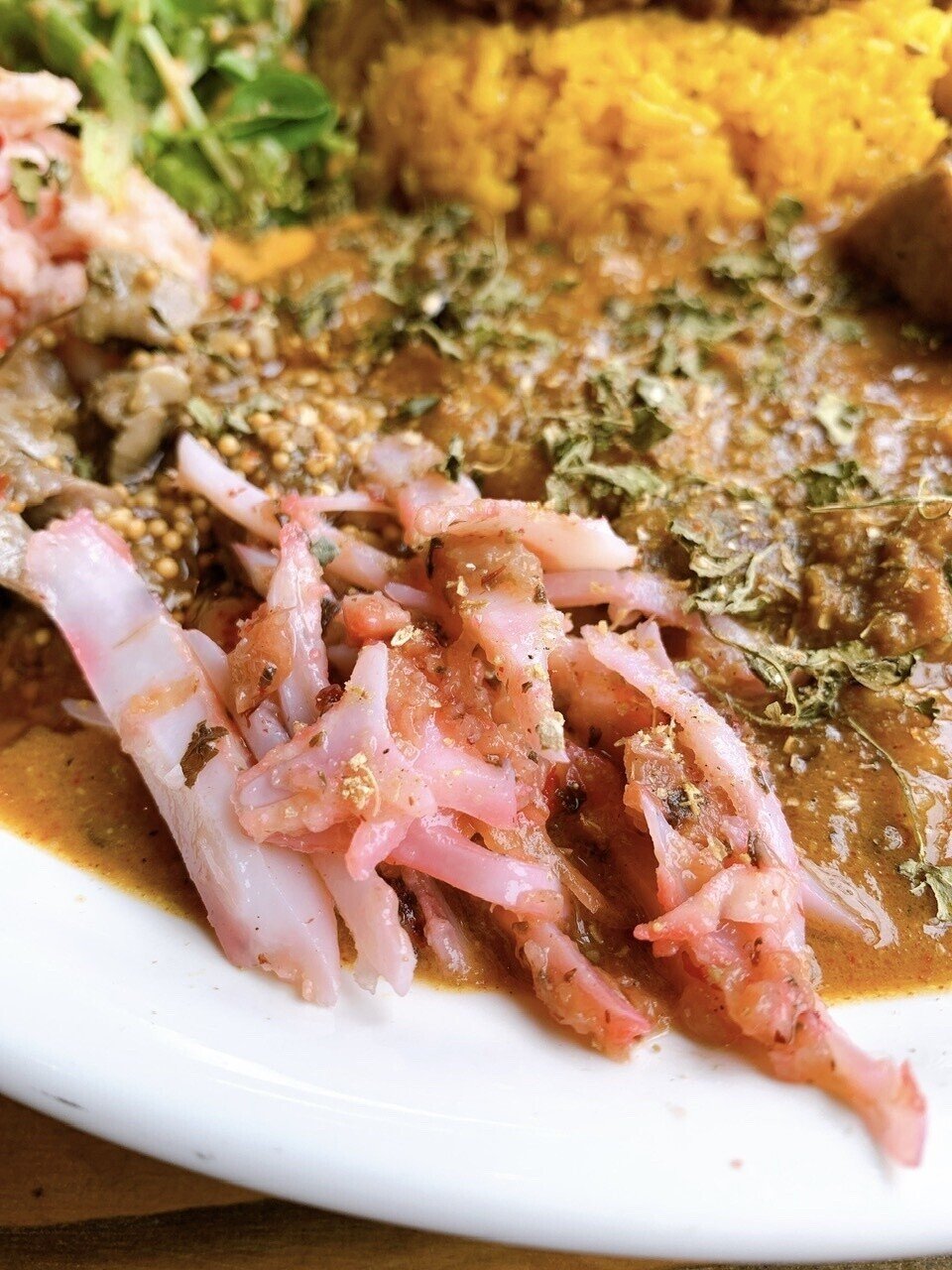 雪が谷大塚 不思議食感 梅軟骨と砂肝ピックルの超絶キーマあいがけスパイスカレー いなつち 稲田智 Note 雪が谷大塚 不思議食感 梅軟骨と砂肝ピックルの超絶キーマあいがけスパイスカレー いなつち 稲田智 Note