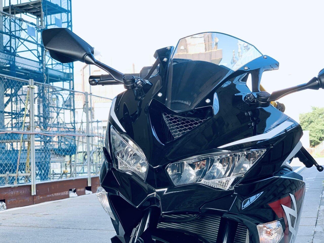 Kawasaki ZX-25R 小さなライオン|水と月 Kawasaki ZX-25R 小さなライオン|水と月