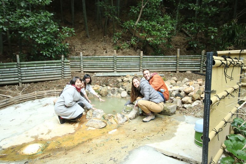 夢の国からやってきて 湯の街で働きはじめた話 株式会社huber 広報 Note
