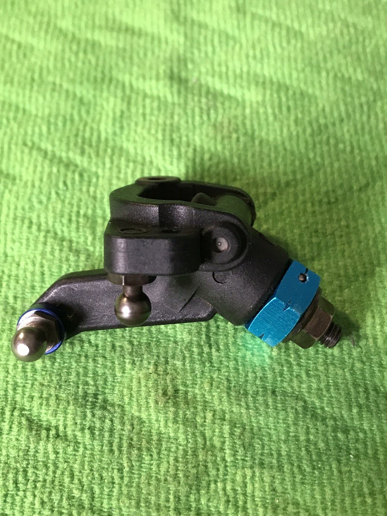 タミヤ2WDバギーのフロントタイヤを六角ハブ支持にしてみる｜kiiiyo タミヤ