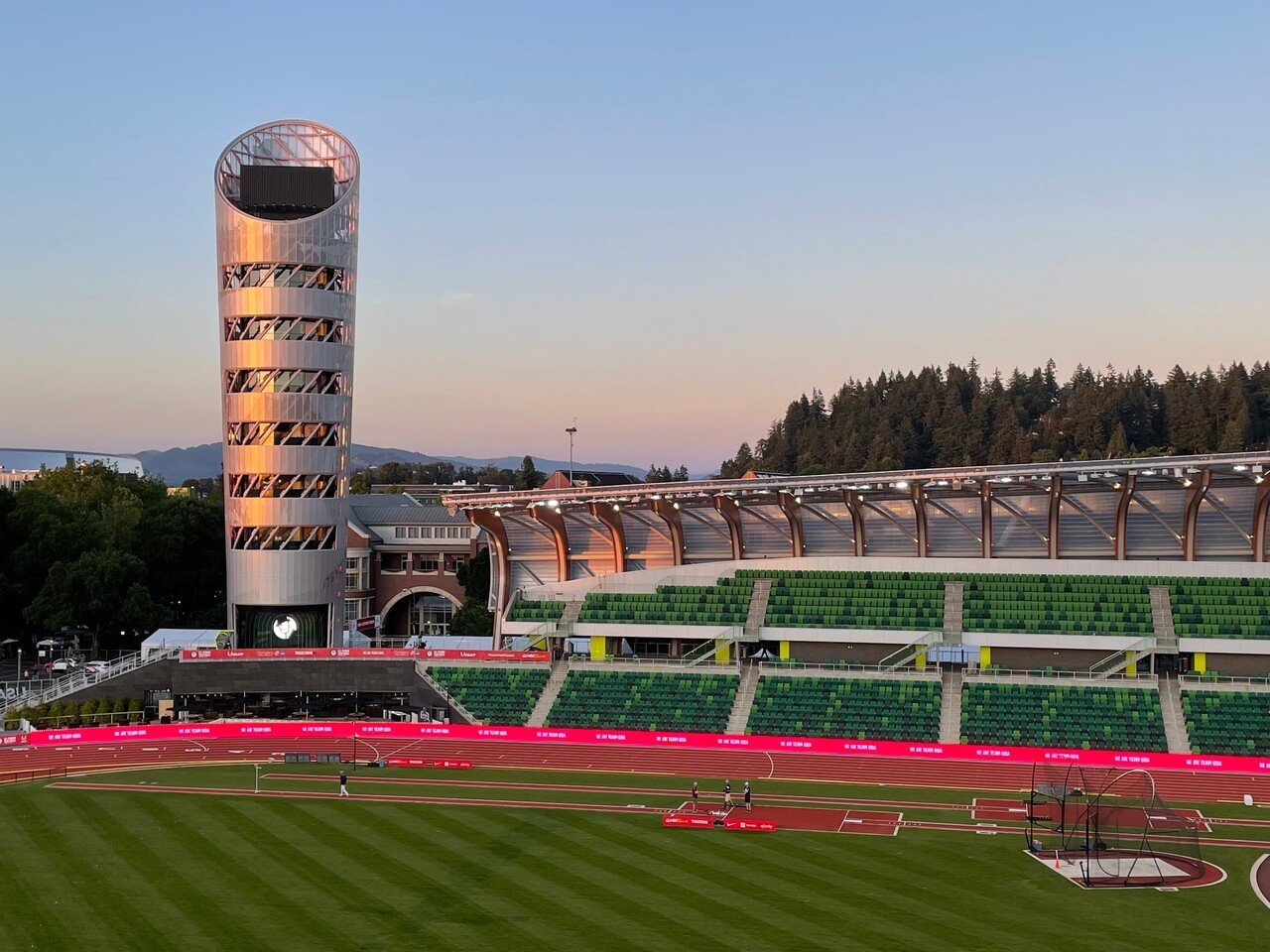 全米五輪選考会 心がときめくスタジアム オレゴン大学hayward Field 及川彩子 Note