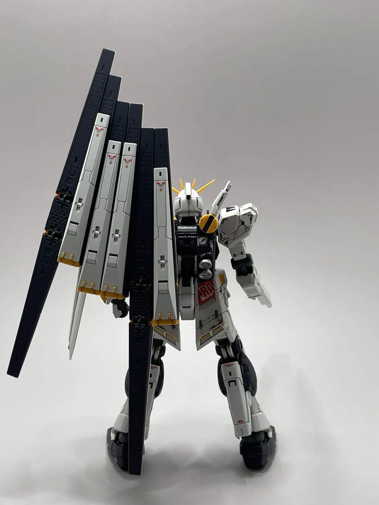RG νガンダム HWS ダブルフィン・ファンネル｜fredy_1974
