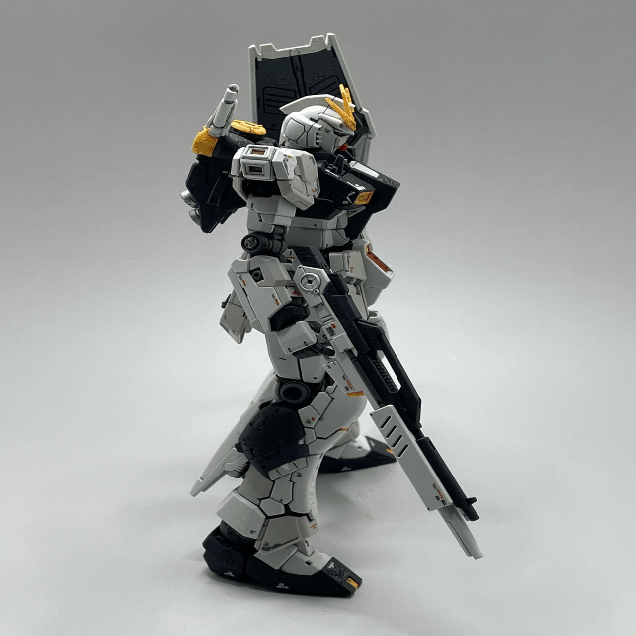 RG νガンダム HWS ダブルフィン・ファンネル｜fredy_1974