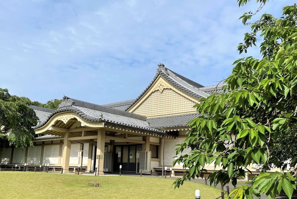 霊宝館