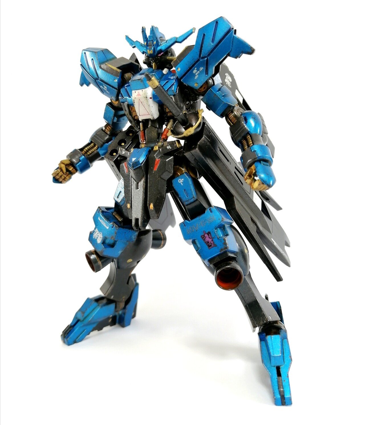 HG ガンダム ヴィダール　全塗装品 HGガンダムヴィダール 全塗装｜KYON太郎さんのガンプラ作品