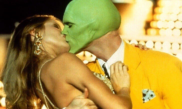 マスクはマスクでも、キャメロン・ディアスと甘い接吻を交わせるマスク