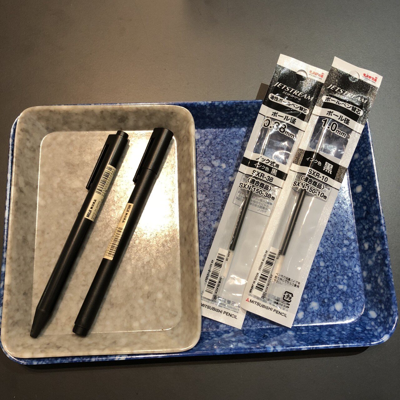 ボールペンの最高峰 ジェットストリームをオリジナルで 小さな文具屋の妄想がまたひとつ叶った話 山下義弘 ドケットストア店主 Note ボールペンの最高峰 ジェットストリームをオリジナルで 小さな文具屋の妄想がまたひとつ叶った話 山下義弘 ドケットストア店主 Note