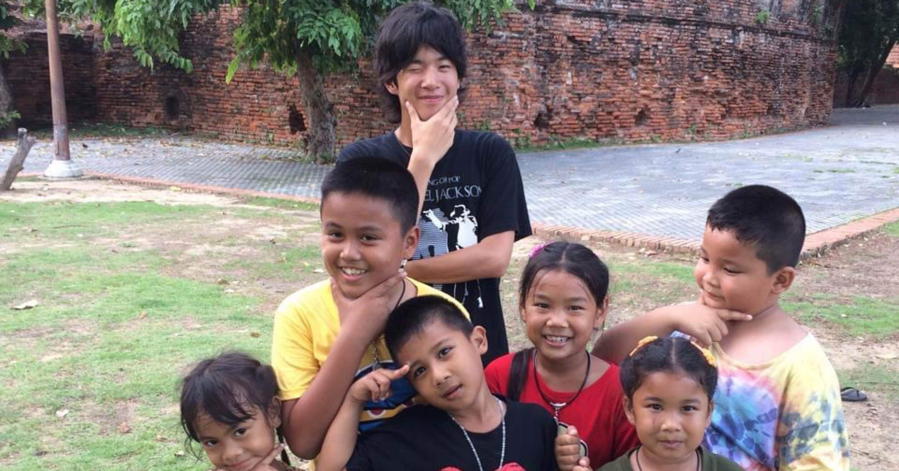 冷たい人間にはならない タイのストリートチルドレンから学んだこと 孤児院ダンサーこうすけ Note