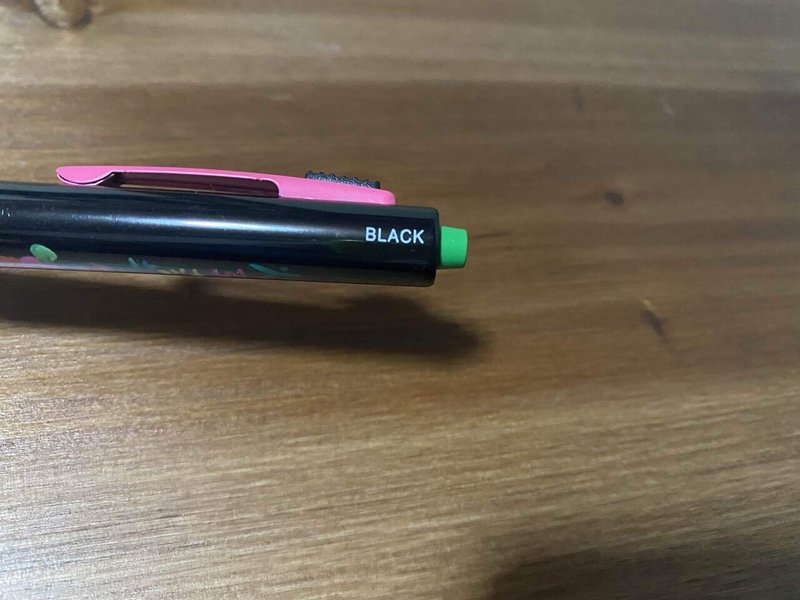 Aikoレポート １ ファンクラブすごい 赤青黒芯4種ペンに翻弄された夜 餅 Note