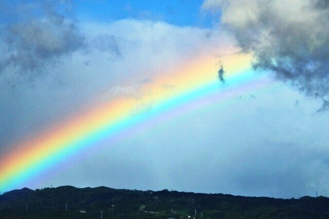 虹と雲