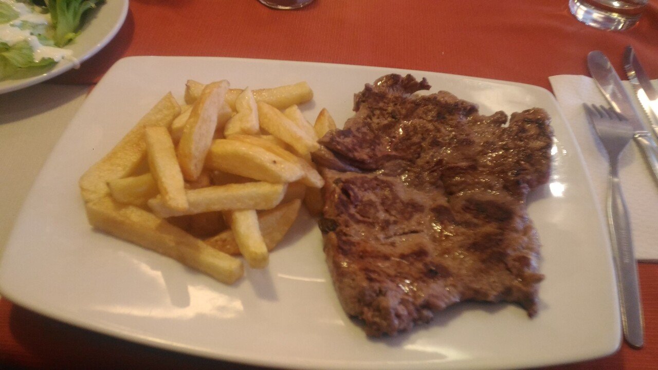 アルパカの肉