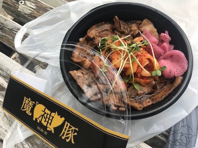 本郷ランチ69軒目 豚丼 魔神豚 Majin Bu 東京のｐｒ会社ｐｐｃ Note