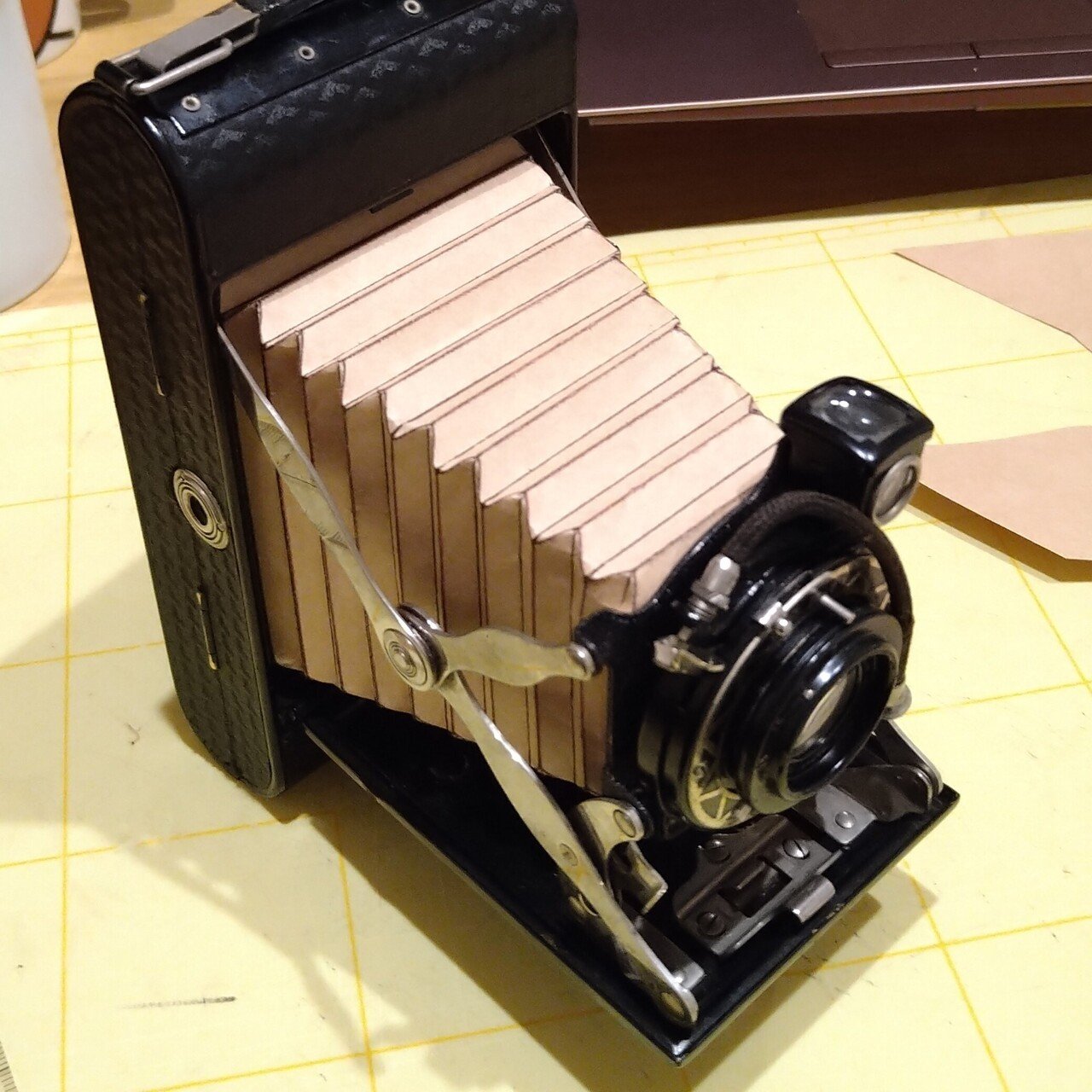 戦前カメラの蛇腹を修理する｜石本巧