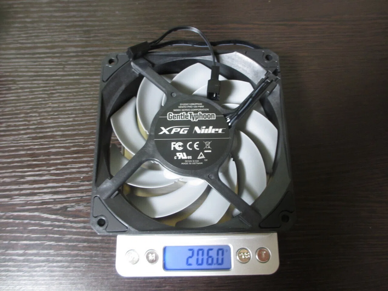 伝説の名前とともに、白熱の高性能ファン市場に殴り込み：XPG VENTO