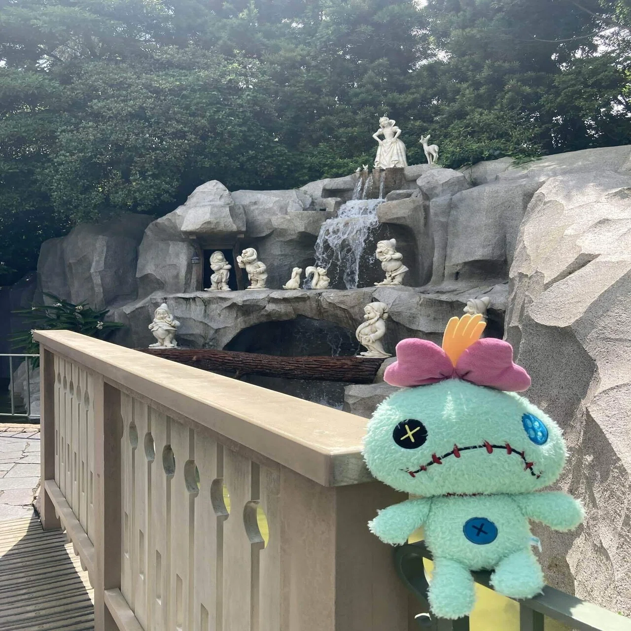 初夏のひとりディズニーランドwithスクランプ｜ぼっちのazumiさん 