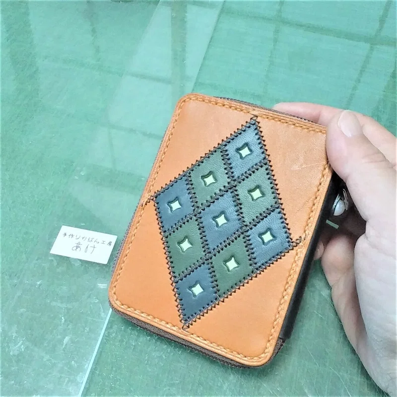 革パッチワークのキーケースの作り方 手作りかばん工房あけ Note