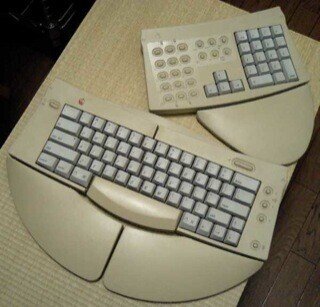 コンピュータ談義 #キーボード #アップル・キーボード #ADB編 #退化の